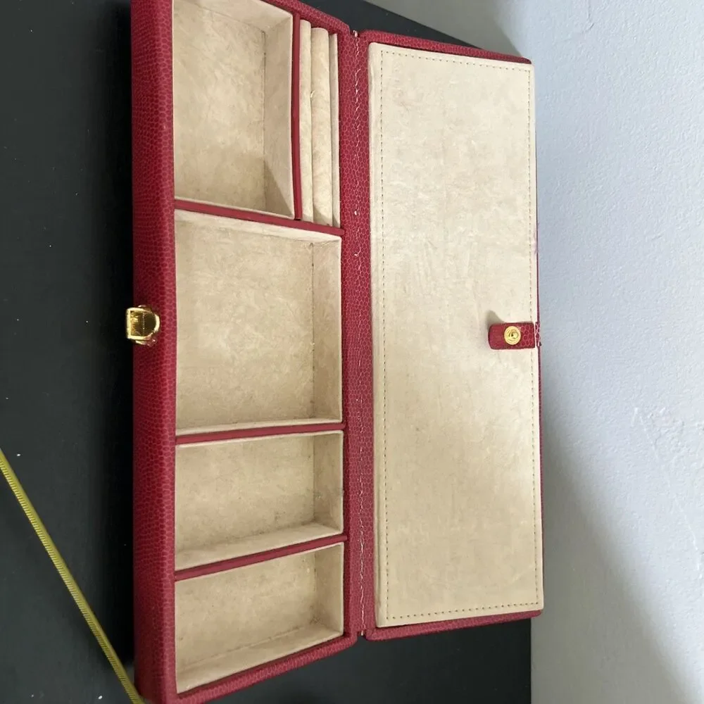 Vintage WOLF DESIGNS Red Lizard Leather Travel Jewelry Watch Case Organizer
